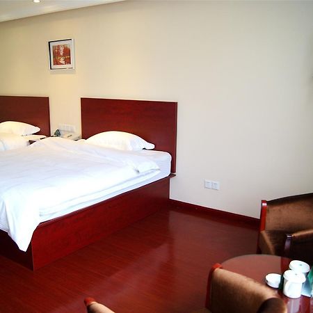 Greentree Inn Anhui Huaibei Renmin Road Business Hotel Екстериор снимка