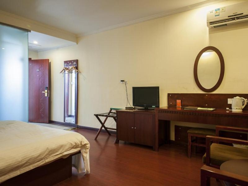 Greentree Inn Anhui Huaibei Renmin Road Business Hotel Екстериор снимка