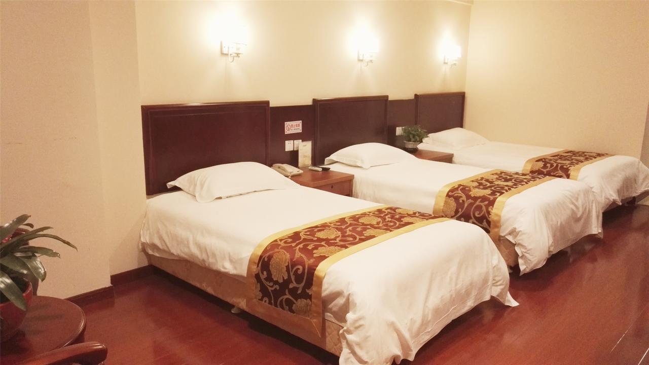 Greentree Inn Anhui Huaibei Renmin Road Business Hotel Екстериор снимка